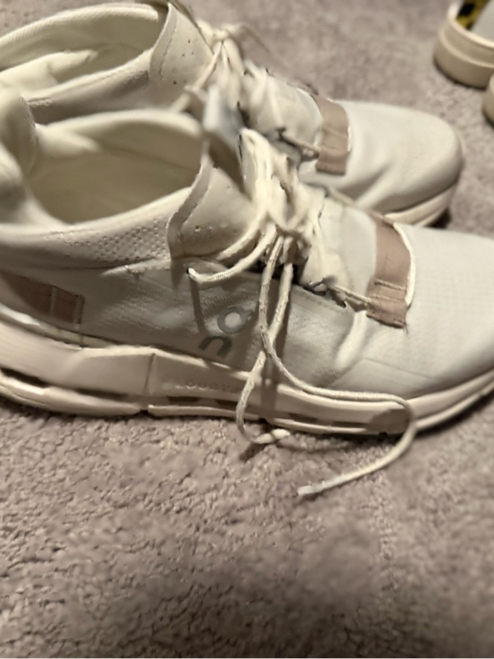 n Running Cloud Sneakers Women’s White Athletic Shoes Lace Up - Picture 2 of 4
